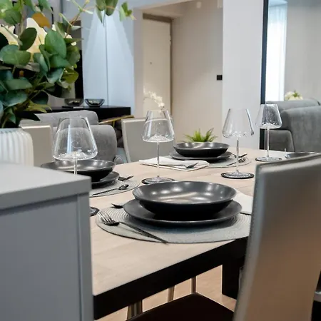 One&only Luxury * Zára