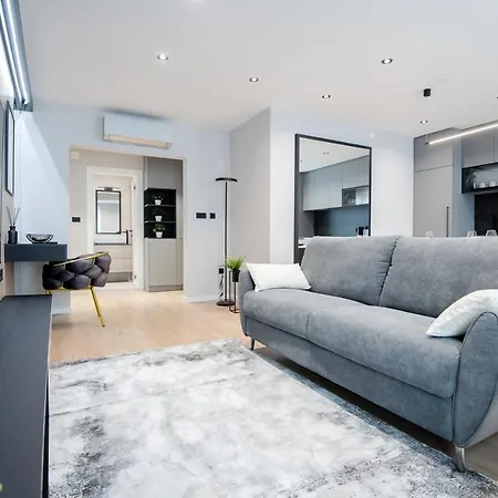 One&only Luxury * Zára