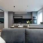 One&only Luxury Apartment